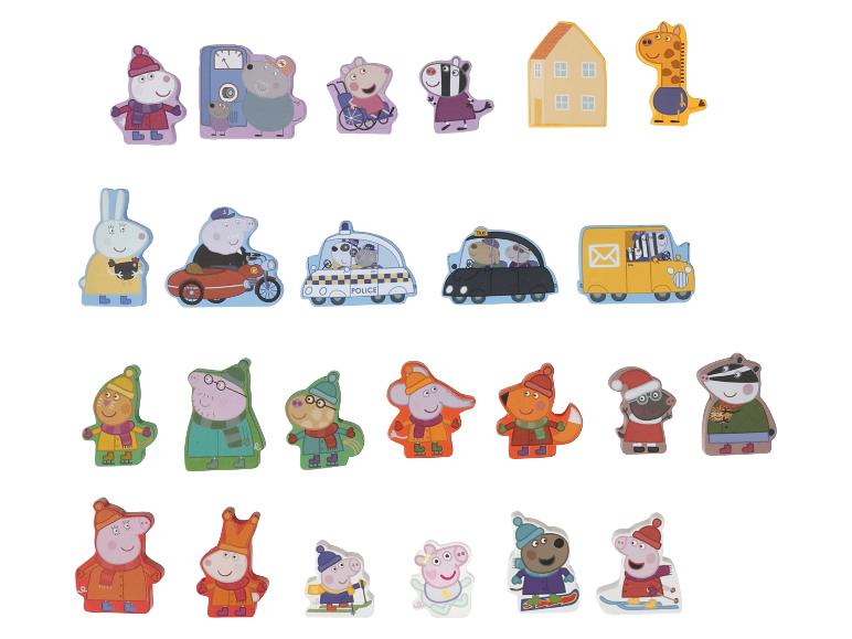 Drewniane figurki Peppa Pig z postaciami i pojazdami.
