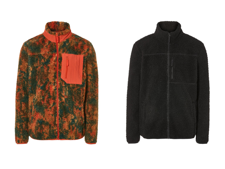 Dwie kurtki polarowe, jedna w kamuflażu, druga czarna.