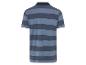 Koszulka polo w niebiesko-granatowe paski, widok z tyłu.