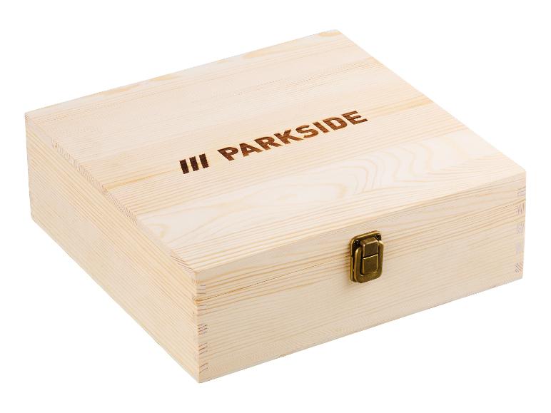 Drewniana skrzynka Parkside z zapięciem.