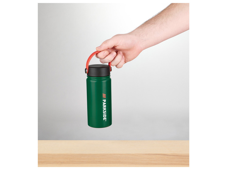 Zielony termos z czerwoną rączką marki Parkside.