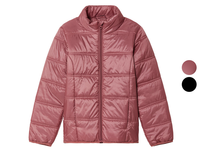 Różowa pikowana kurtka z długimi rękawami.