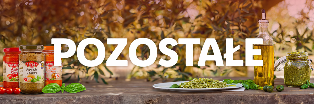Pesto Barese, oliwa z oliwek i pasta.