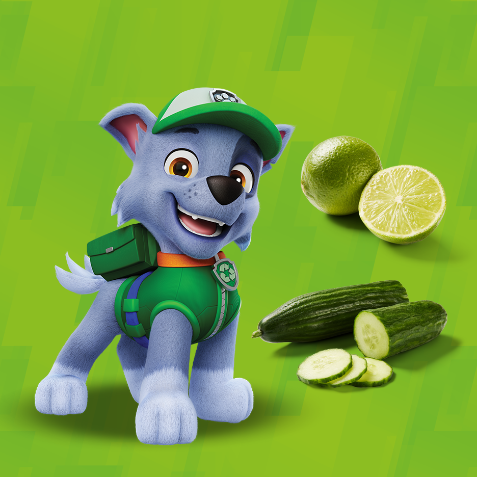 Kreskówkowy pies z zielonymi limonkami i ogórkami na zielonym tle.