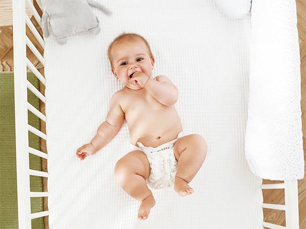 Pieluchy dla niemowlaka - na co zwrócić uwagę?
